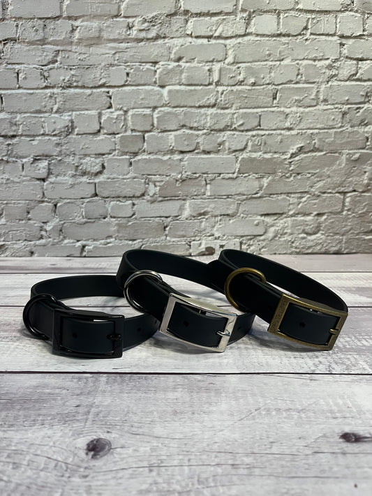 Black Classic Collar