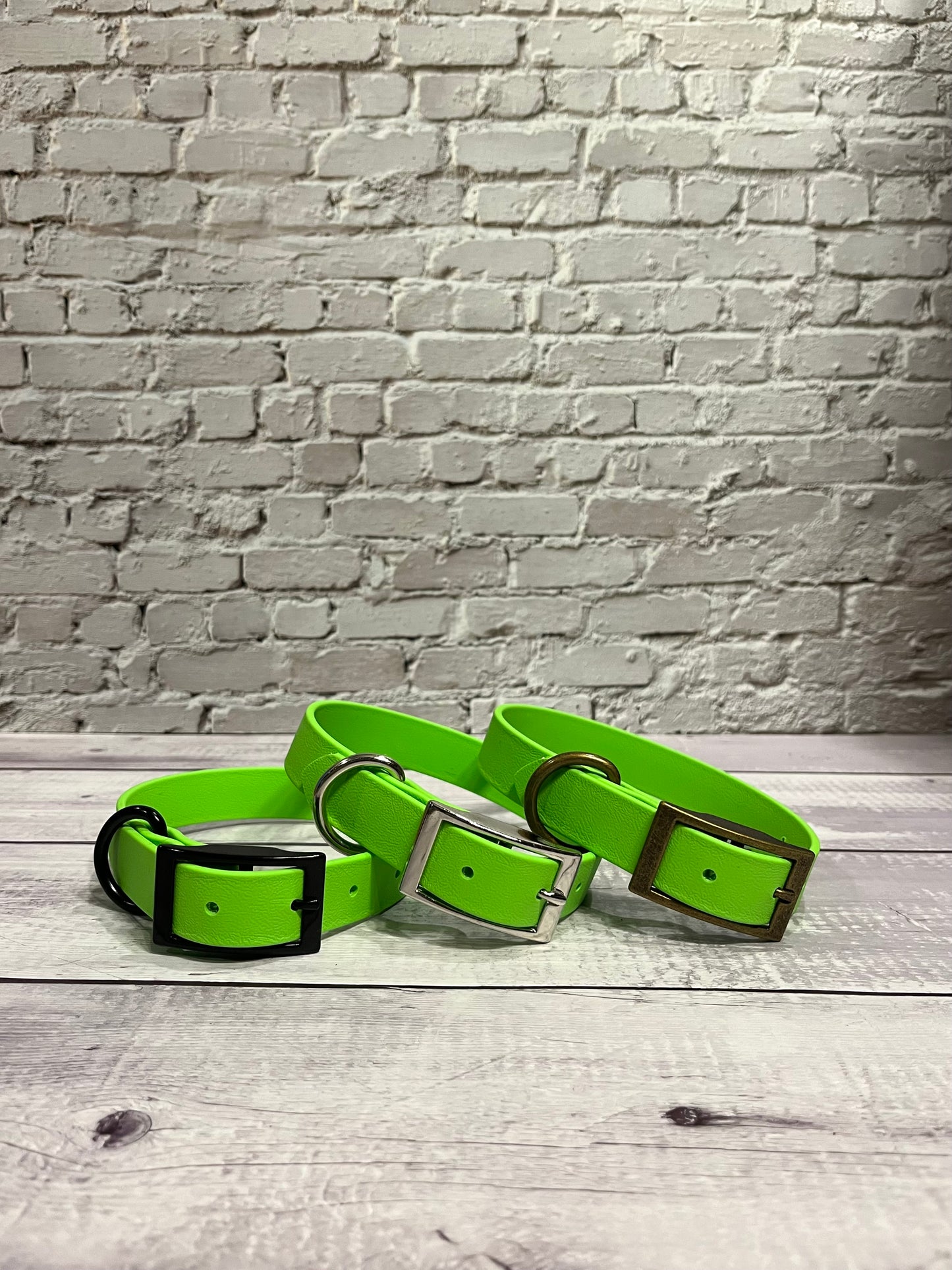 Lime Green Classic Collar