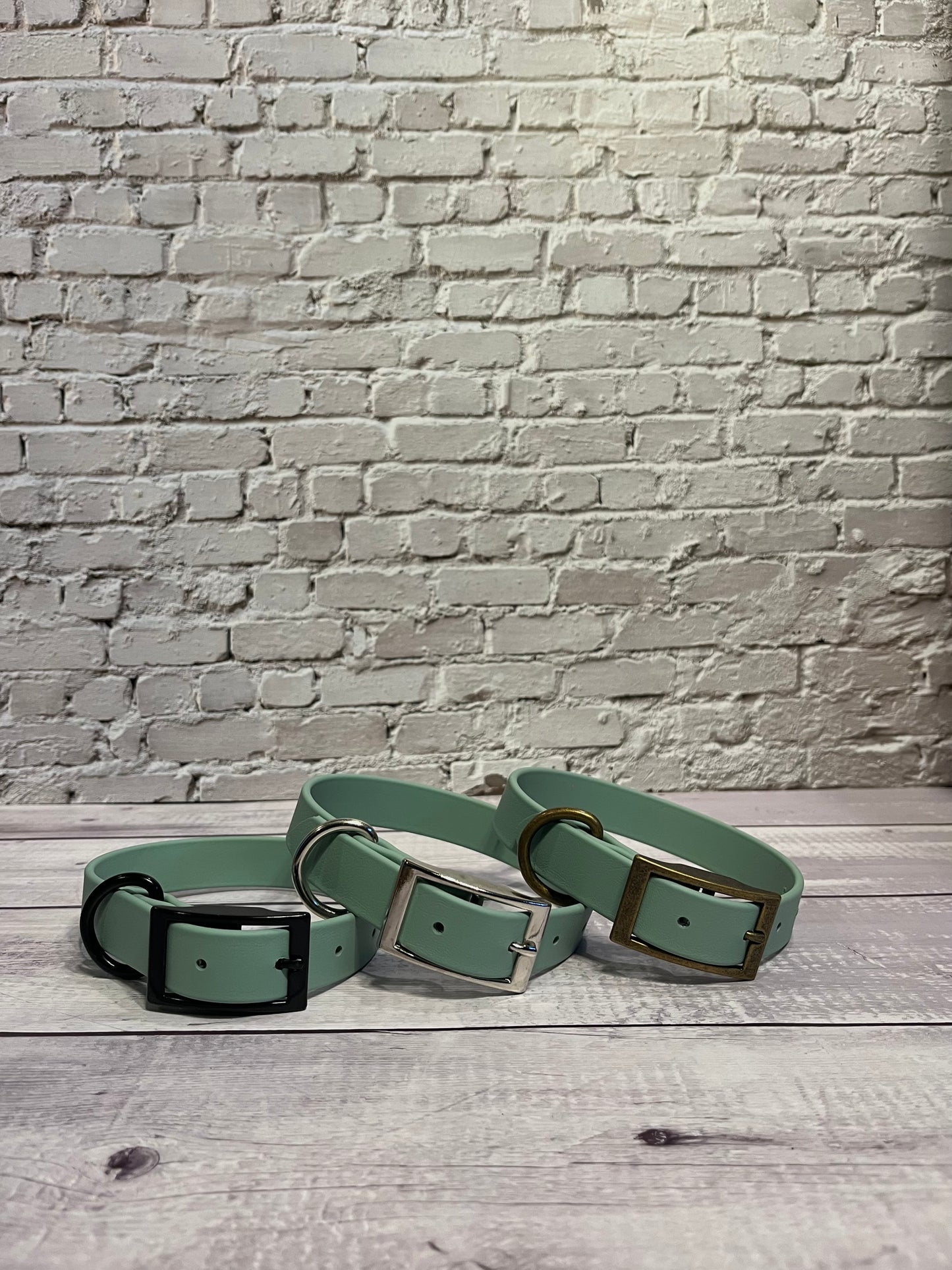 Sage Green Classic Collar